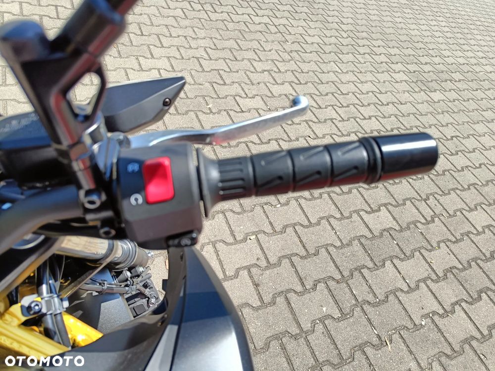 Kawasaki Z - 11
