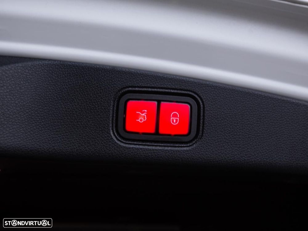 Mercedes-Benz E 220 - 14
