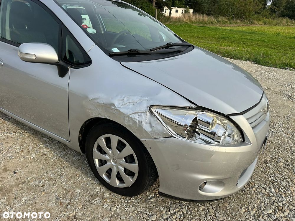 Toyota Auris 1.4 D-4D - 29