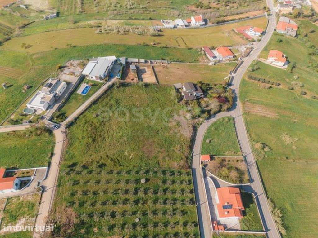 Terreno em Andreus com viabilidade construção de duas moradias com ... - Grande imagem: 2/8