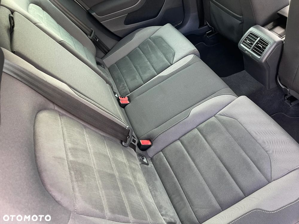 Volkswagen Golf 1.5 TSI ACT OPF BlueMotion Highline - 29