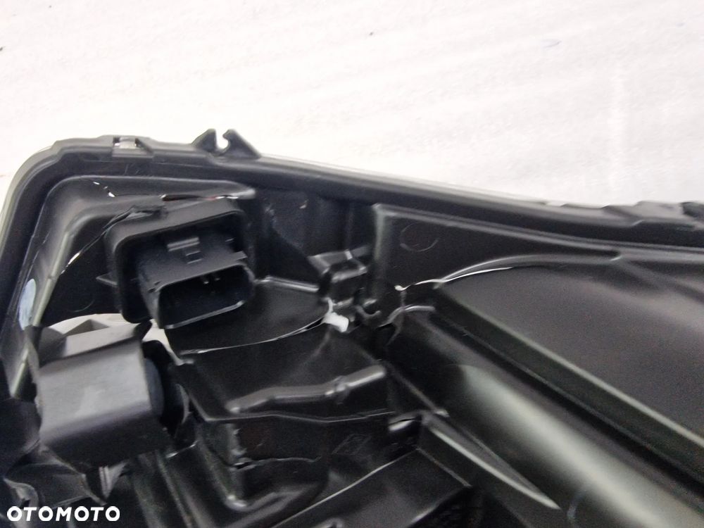 RENAULT ZOE LIFT LEWA / PRAWA LAMPA PRZEDNIA PRZÓD FULL LED PAKIET OŚMIU LAMP , NR 260100279R / 260102384R / 260609388R / 260602157R , NR AUKCJI LA742 - 40