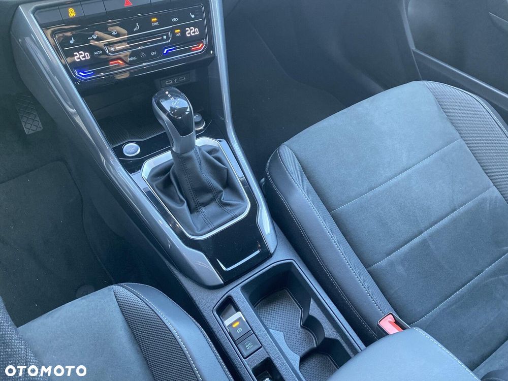 Volkswagen T-Roc - 15