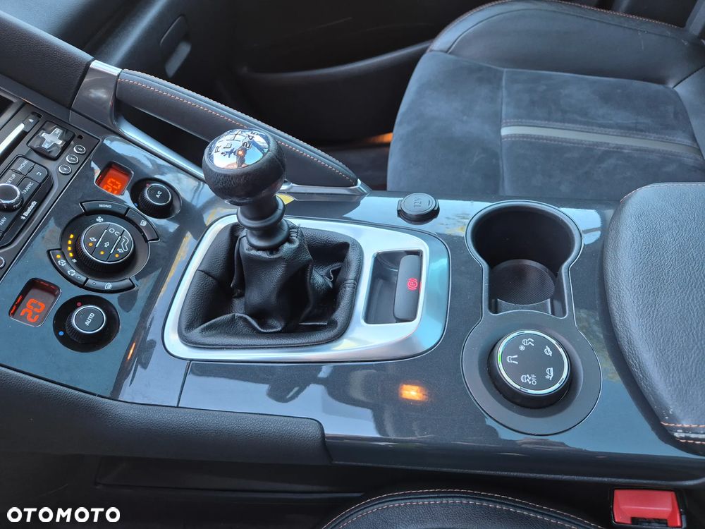 Peugeot 3008 BlueHDi 120 Stop & Start Business-Line - 38