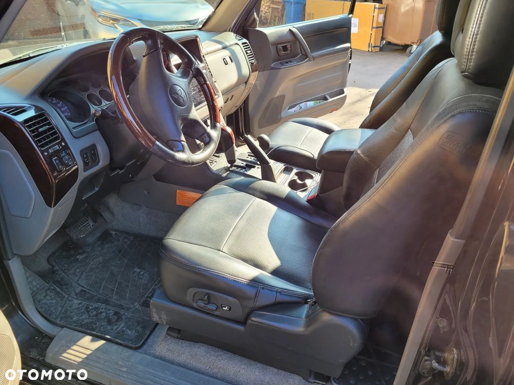 Mitsubishi Pajero 3.2 DI-D Automatik Instyle - 15