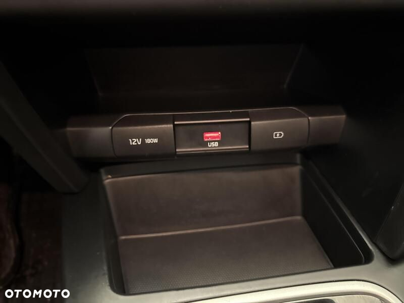 Kia Ceed - 16