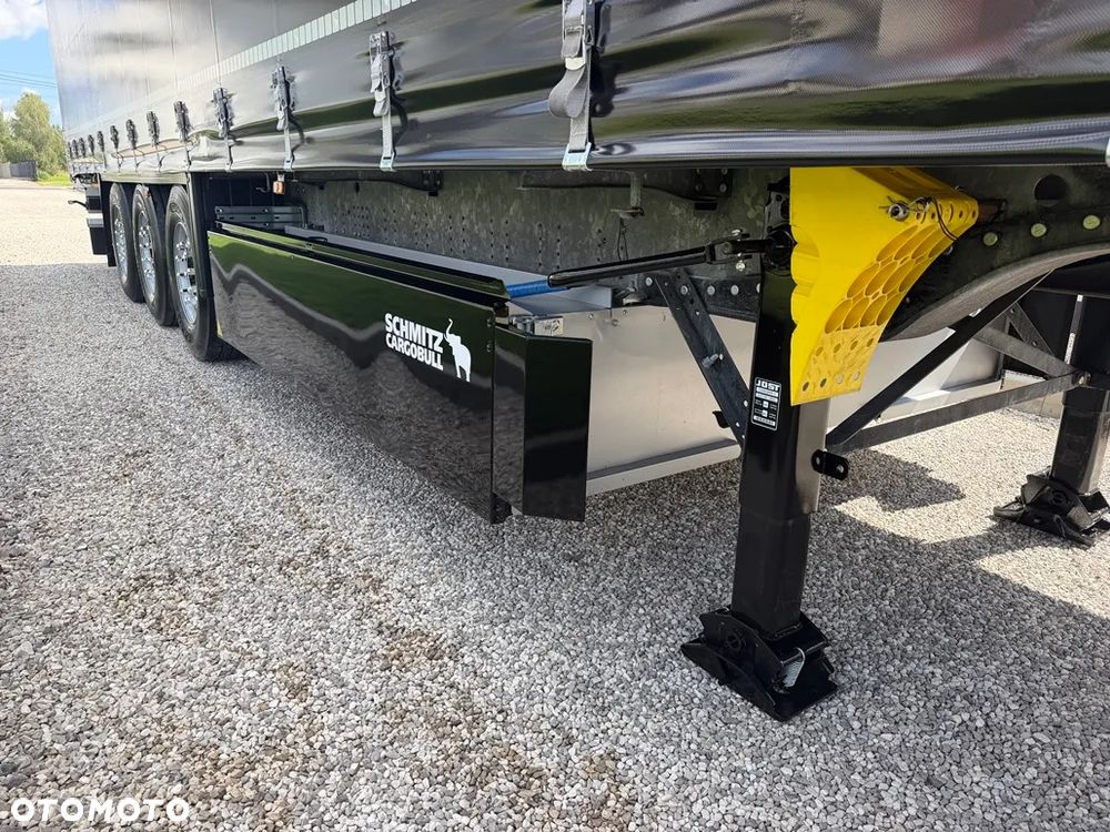 Schmitz Cargobull 2017**STANDARD**OŚ.POD**PALECIARA**JAK NOWA - 12