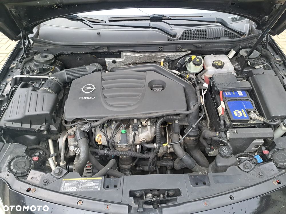 Opel Insignia 2.0 T Cosmo - 11