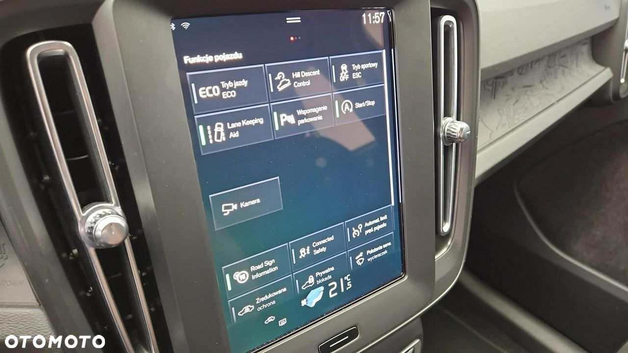 Volvo XC 40 - 22
