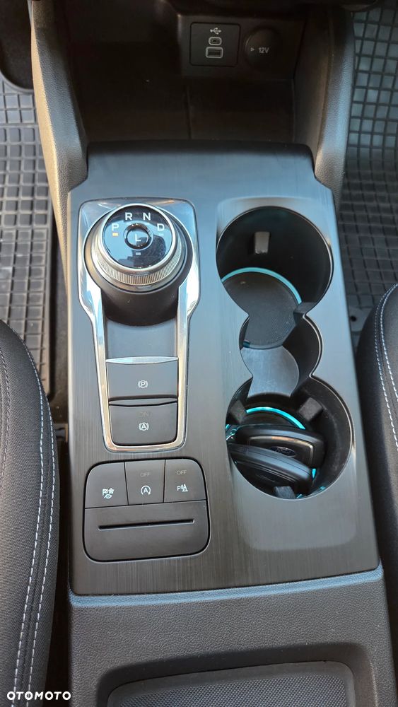 Ford Focus Turnier 1.5 EcoBlue Start-Stopp-System TITANIUM STYLE - 21