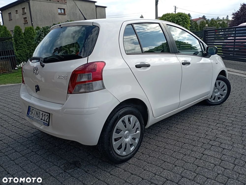 Toyota Yaris 1.0 Luna - 8