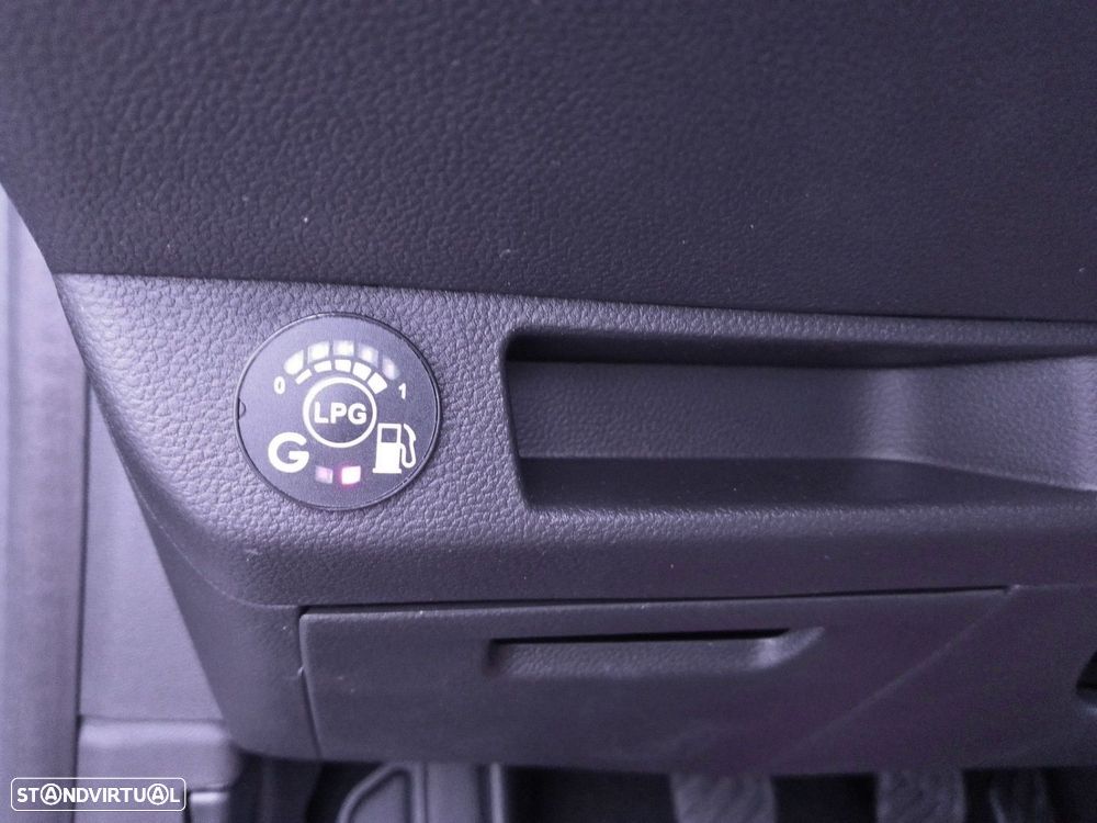 Renault Clio 1.0 TCe Techno Bi-Fuel - 20