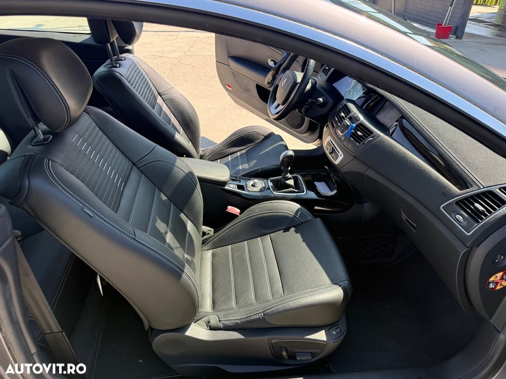 Renault Laguna 2.0dCi Initiale - 24