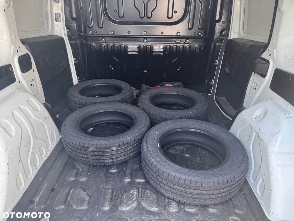 Fiat Doblo 1.6 MultiJet 105KM Euro 6 FV23% netto: 32500 - 10