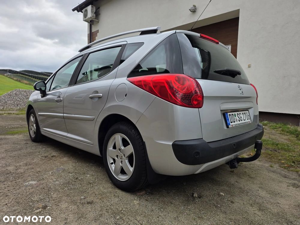 Peugeot 207 - 5