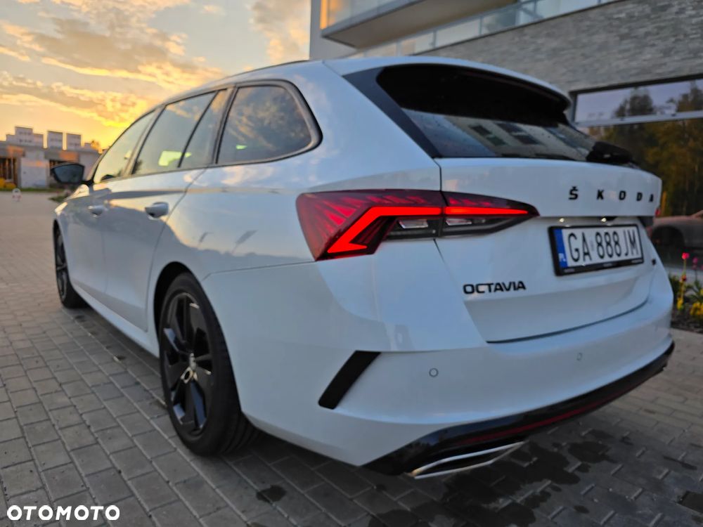 Skoda Octavia 2.0 TSI RS 245 DSG - 5