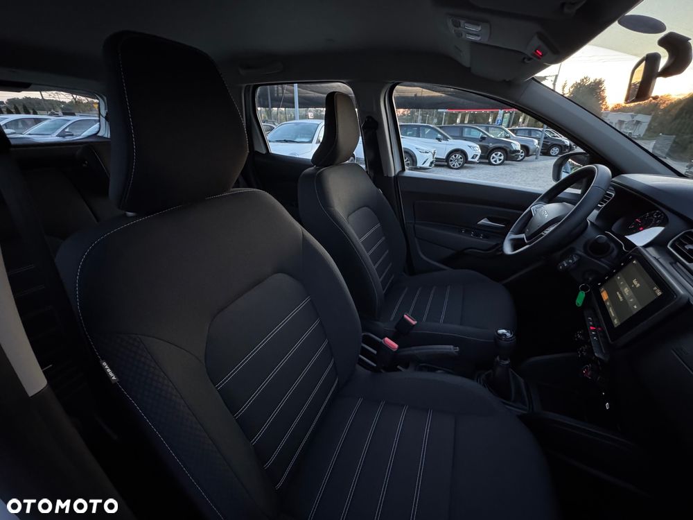 Dacia Duster TCe 100 2WD Essential - 27