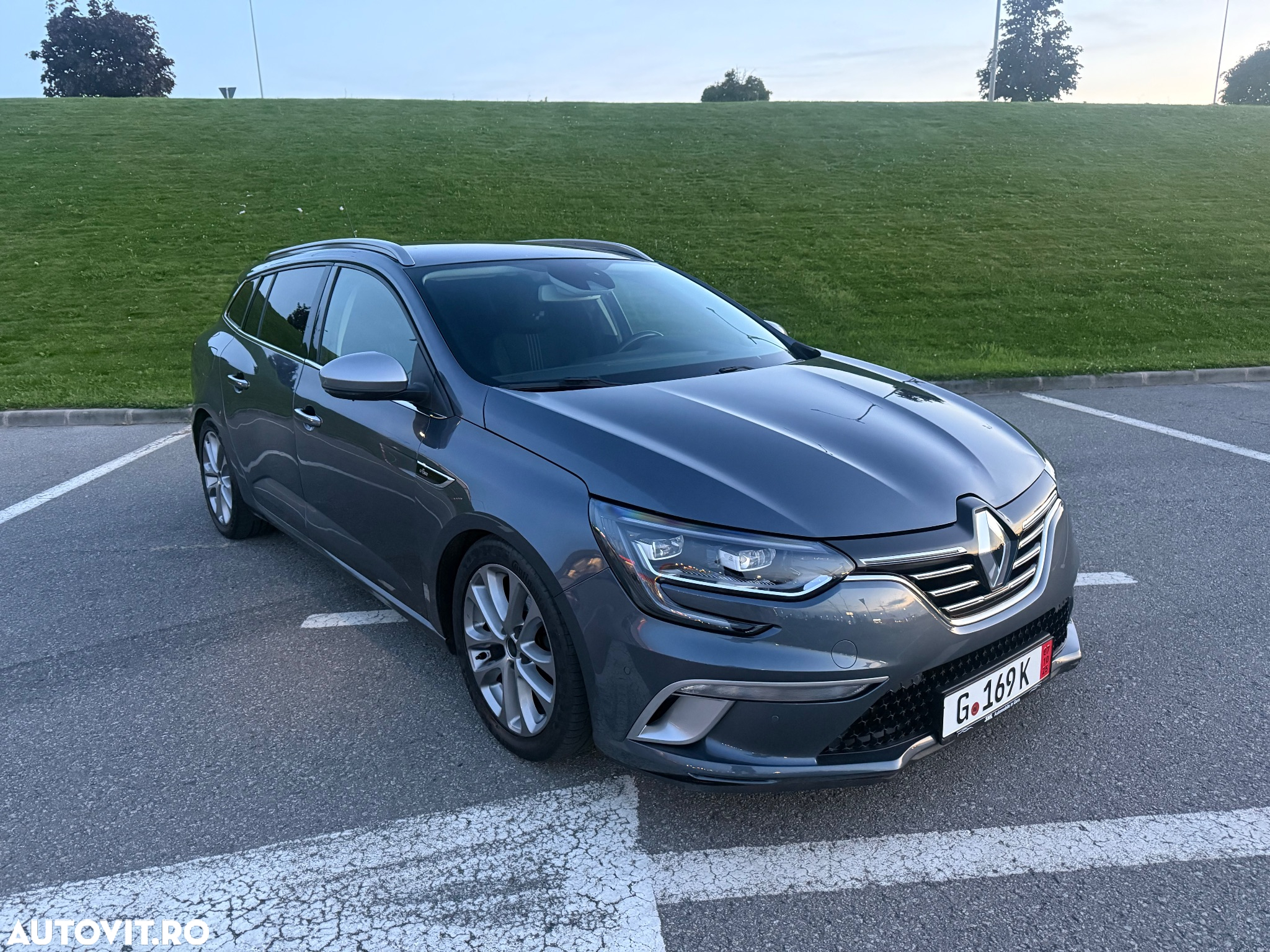 Renault Megane Sport Tourer 1.5 dCi GT Line Aut. - 3