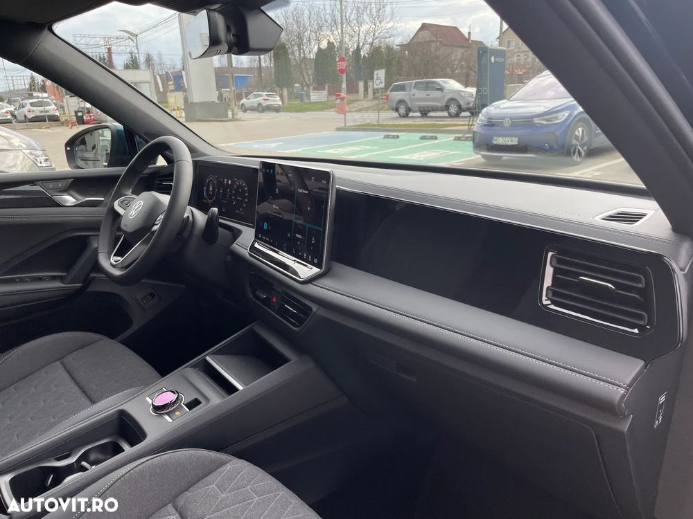 Volkswagen Tiguan - 23