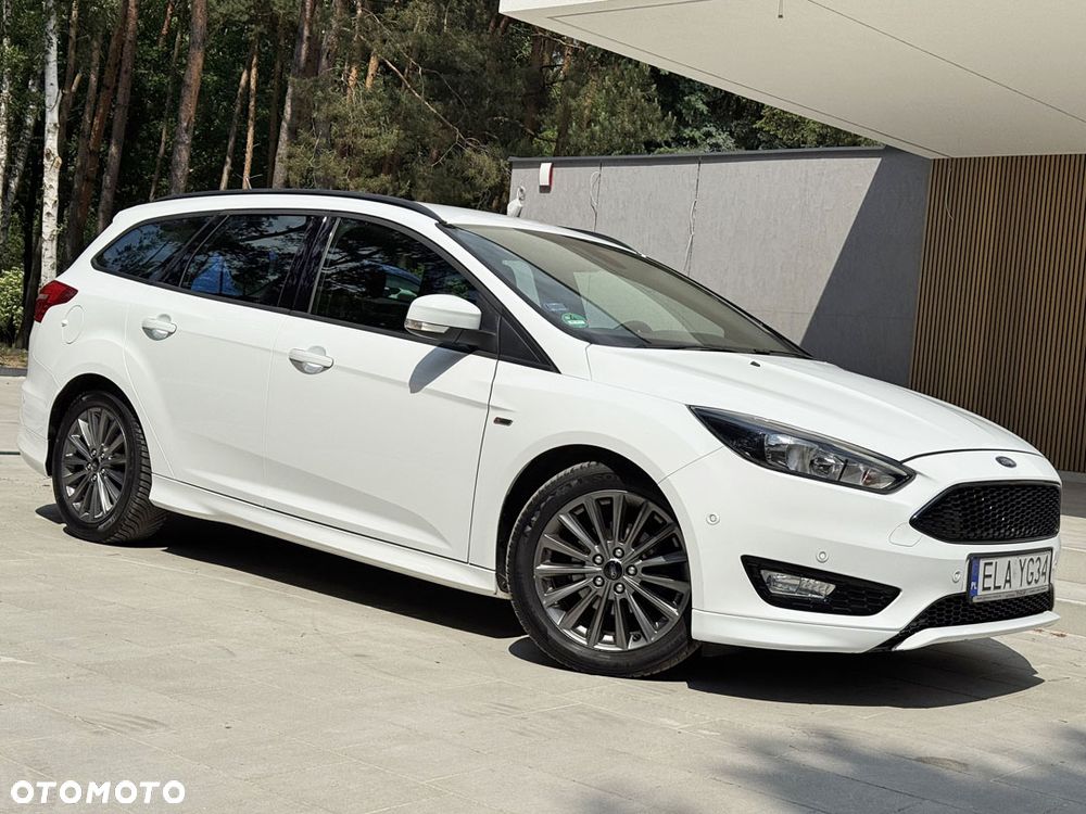 Ford Focus 1.0 EcoBoost Start-Stopp-System ST-LINE - 1