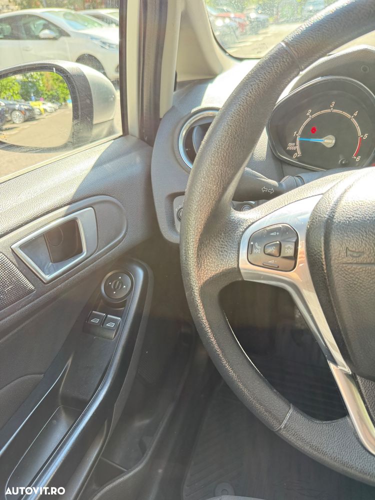 Ford Fiesta 1.5 TDCi Titanium - 17