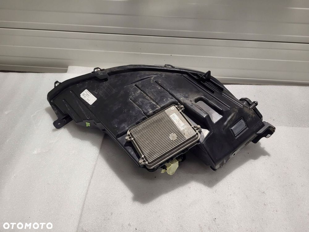 tesla model s lift full przód strona lewa 105357400c - 8