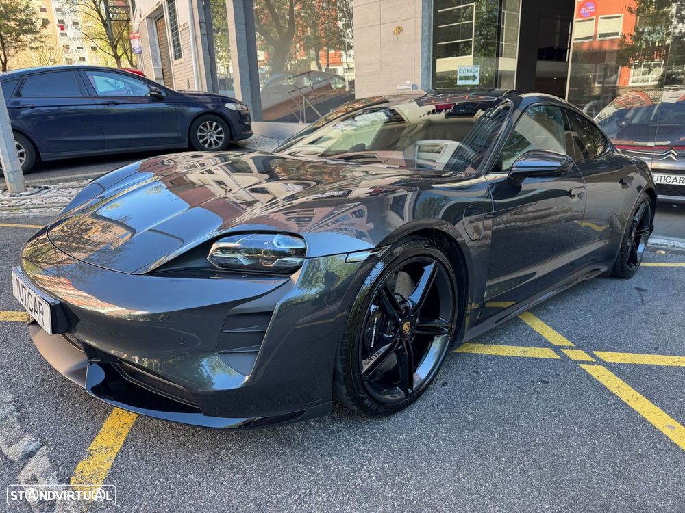 Porsche Taycan Turbo - 45