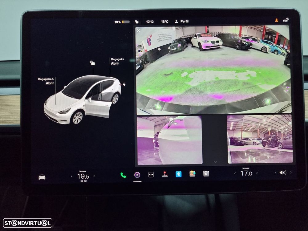 Tesla Model Y Long-Range RWD - 27