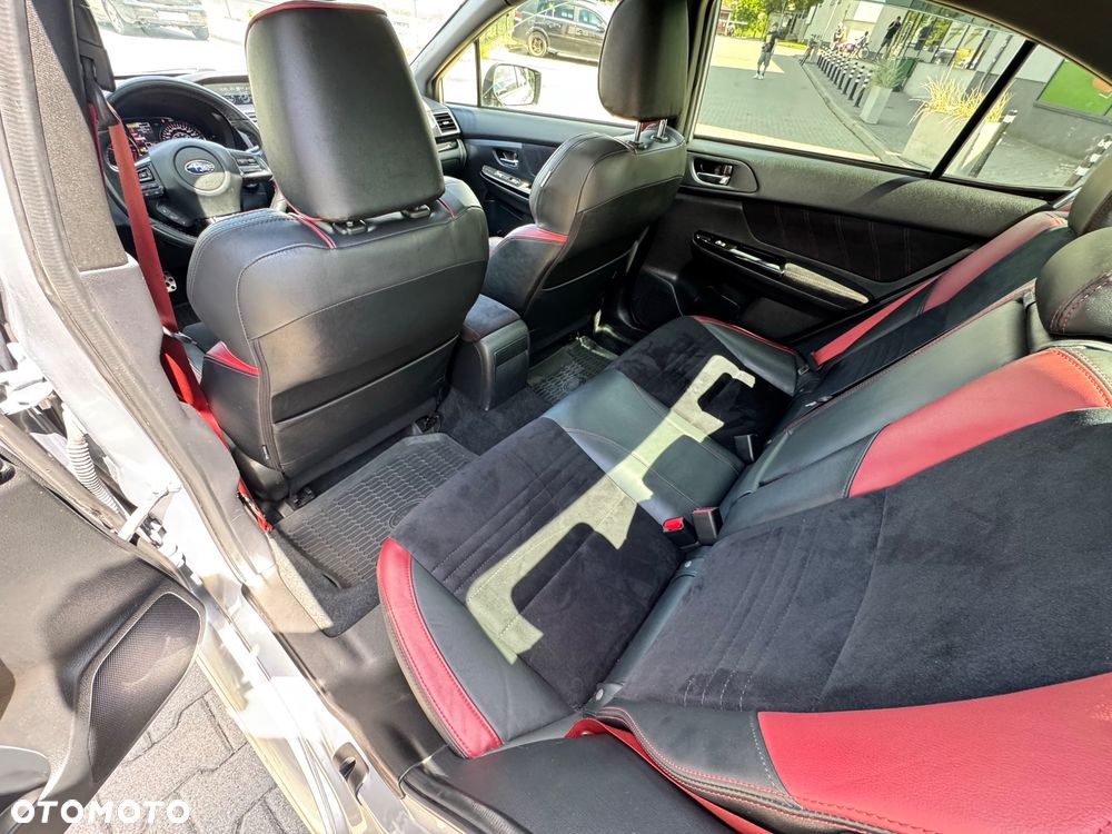 Subaru WRX STI 2.5 Sport - 35
