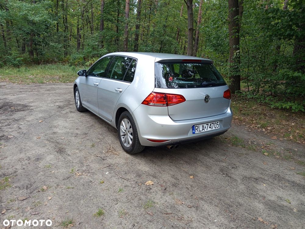 Volkswagen Golf - 2