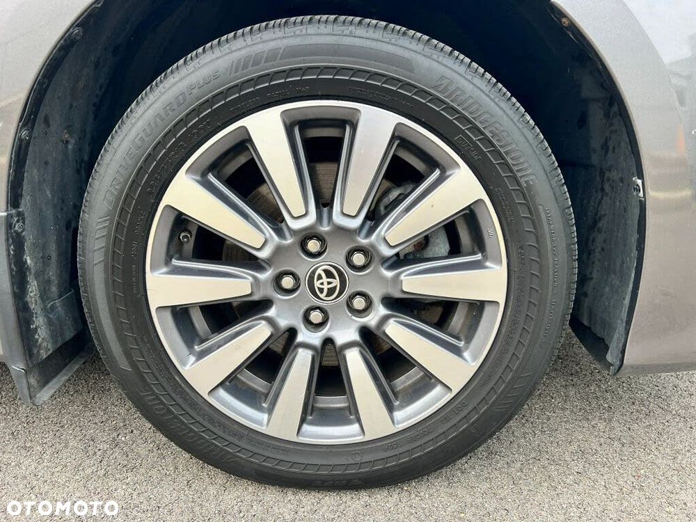 Toyota Sienna 3.5 V6 XLE AWD - 6