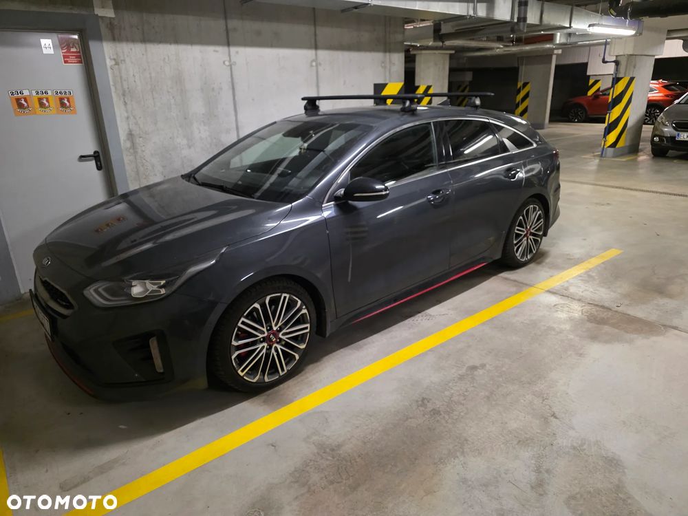 Kia ProCeed - 1