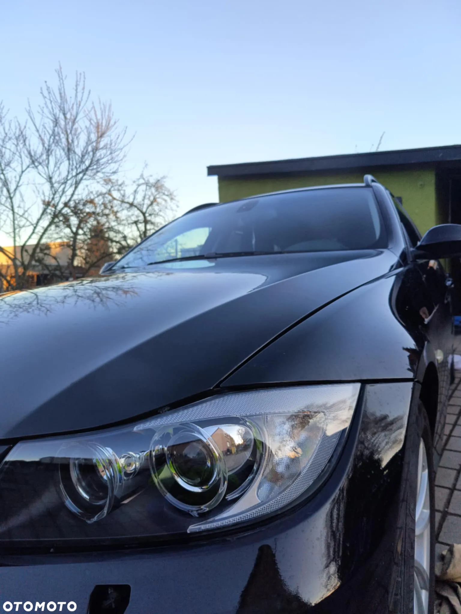 BMW Seria 3 318d DPF Touring - 11