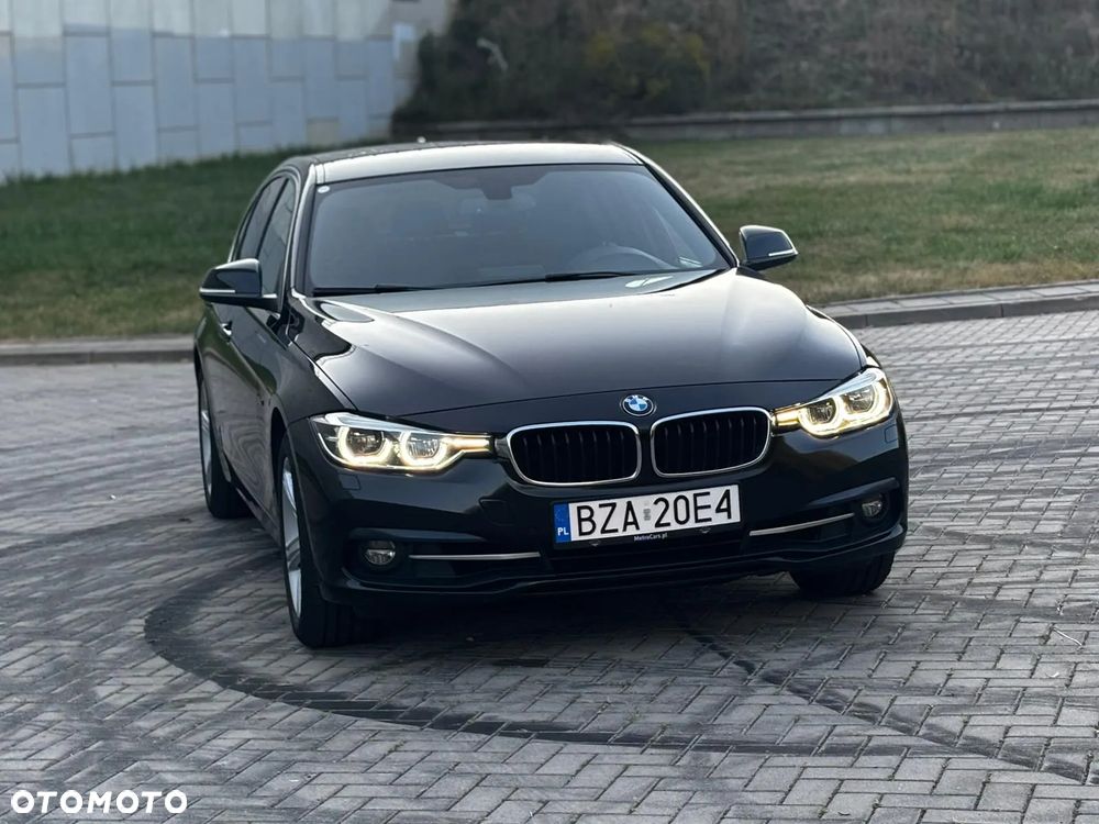 BMW Seria 3 320i GPF Luxury Line Purity sport - 9