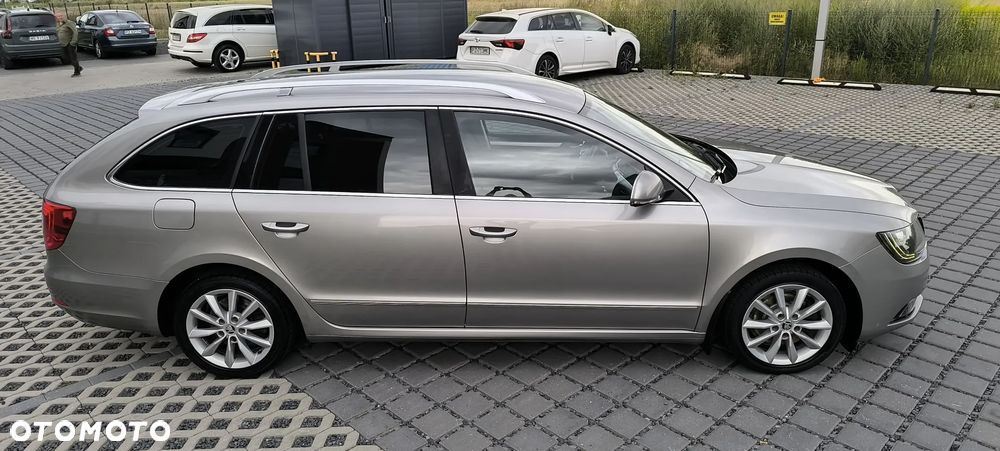 Skoda Superb 1.6 TDI Elegance Greenline - 34