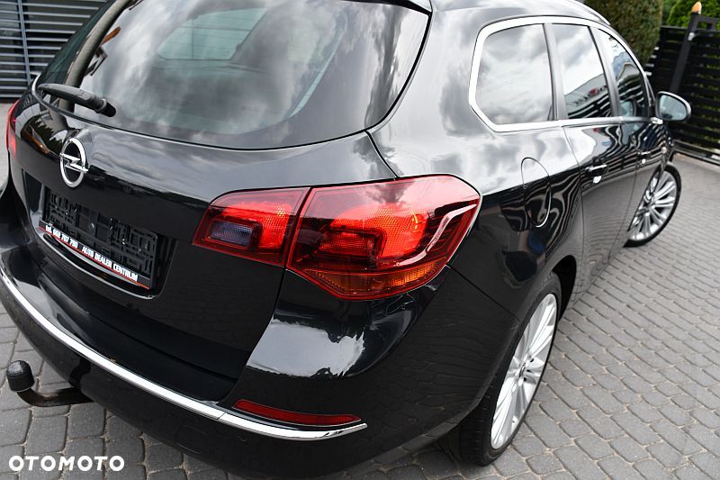 Opel Astra 1.4 T Cosmo - 31