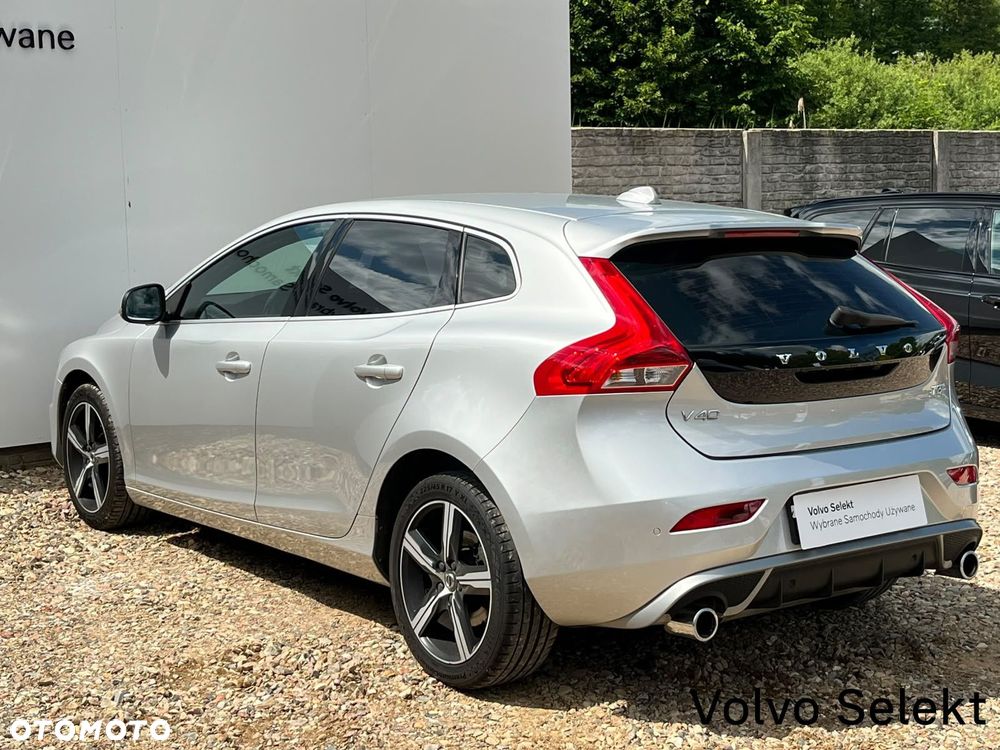 Volvo V40 - 8