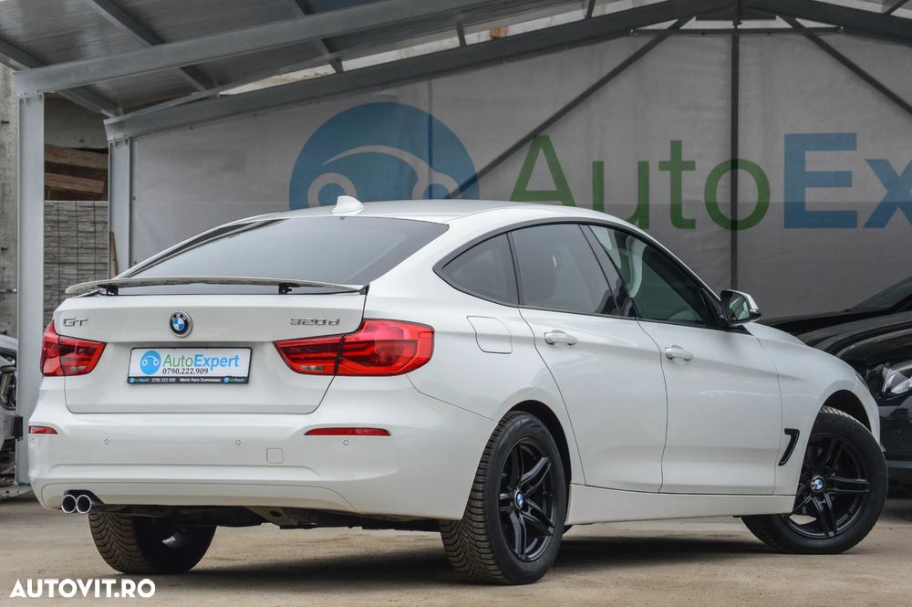 BMW Seria 3 320d Aut. Advantage - 35