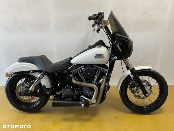 Harley-Davidson Dyna Street Bob