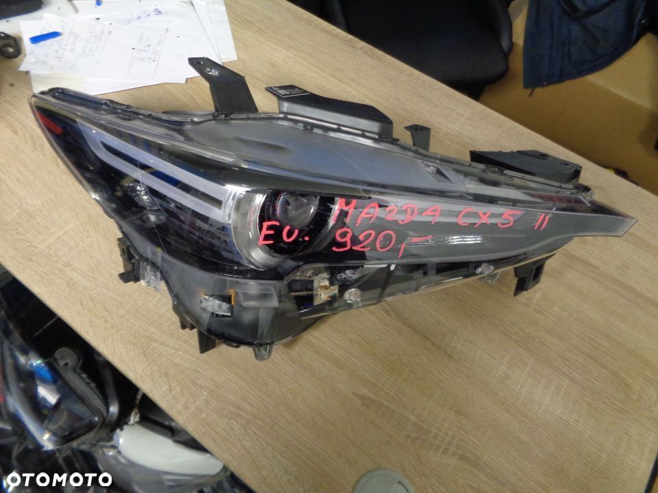 MAZDA CX5 II LAMPA PRAWA PRZÓD EUROPA - 1