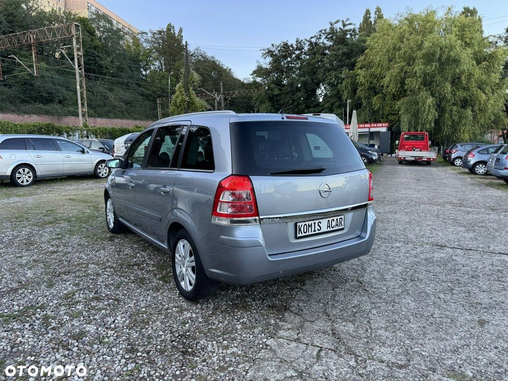 Opel Zafira - 4
