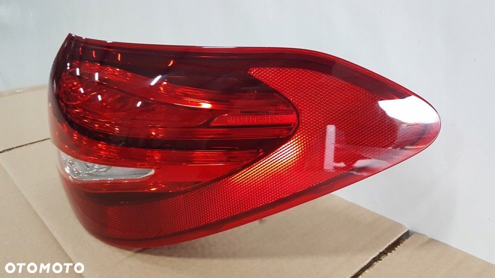 MERCEDES C KLASA W205 LED KOMBI PRAWA TYLNA LAMPA ORYGINAŁ A2059065200 - 3