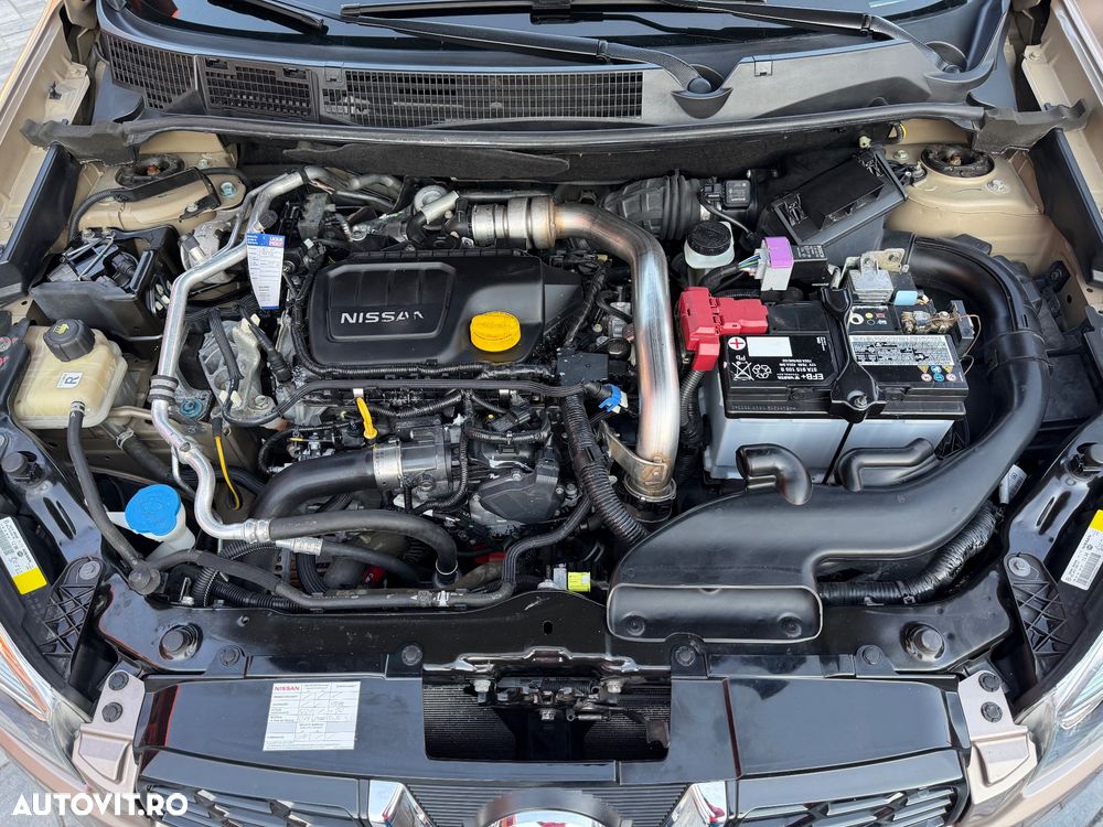 Nissan Qashqai 1.6 DCI 4 x 4 DPF Start/Stop tekna - 10