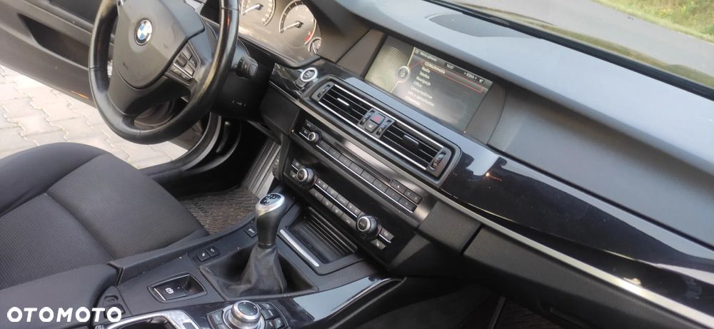 BMW Seria 5 530d - 8