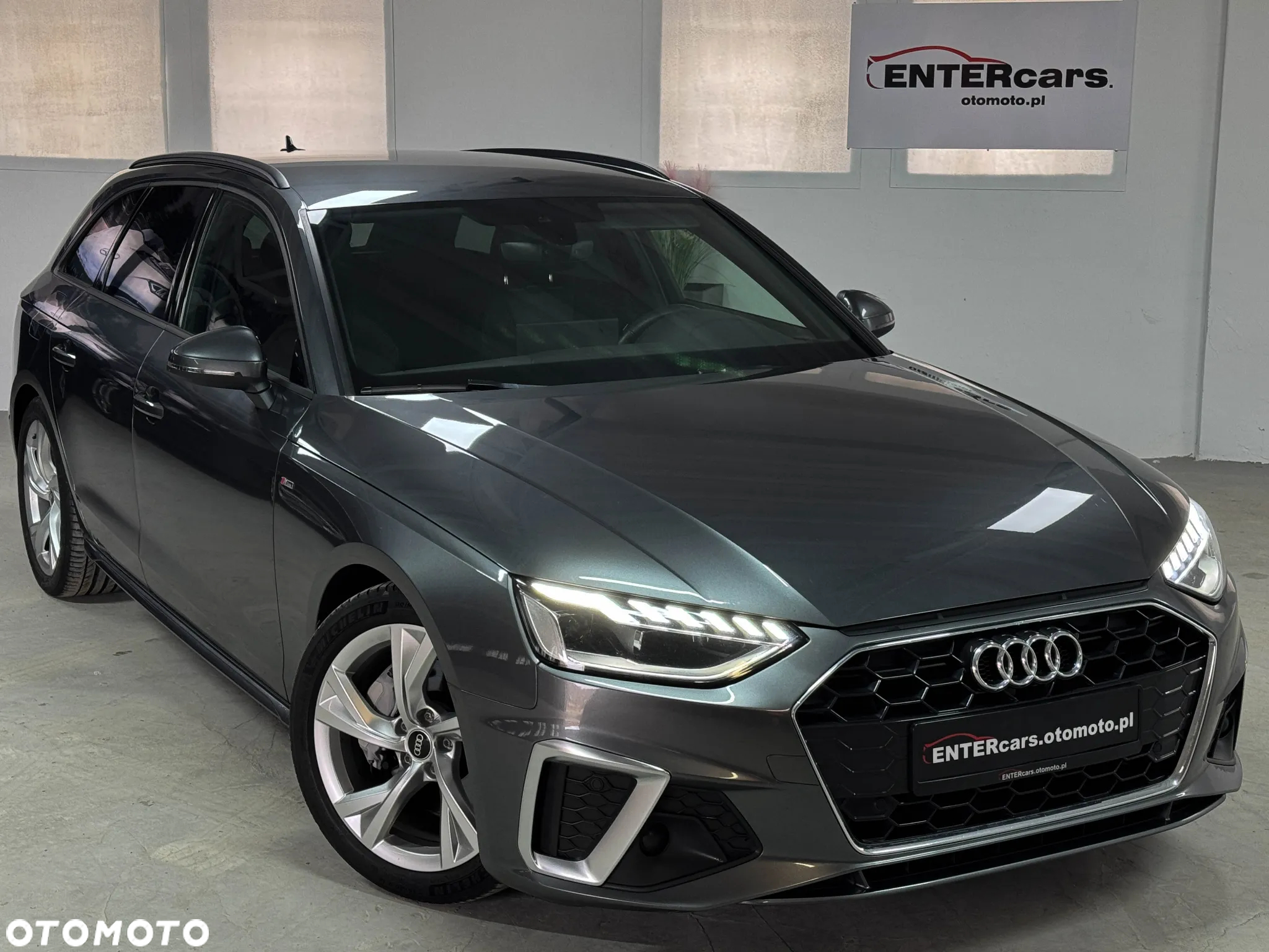Audi A4 Avant 40 TDI S tronic S line - 14