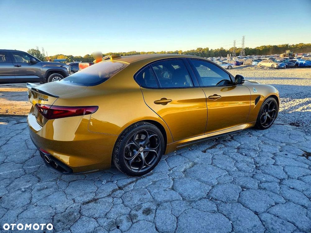 Alfa Romeo Giulia - 4