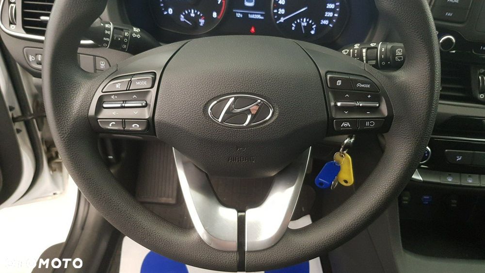 Hyundai i30 - 22