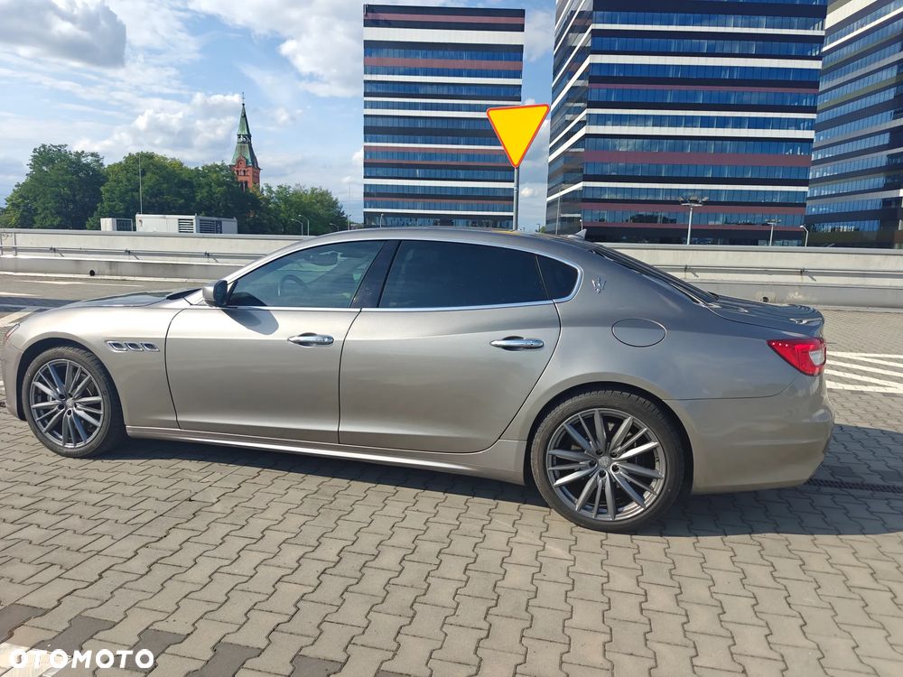 Maserati Quattroporte - 34
