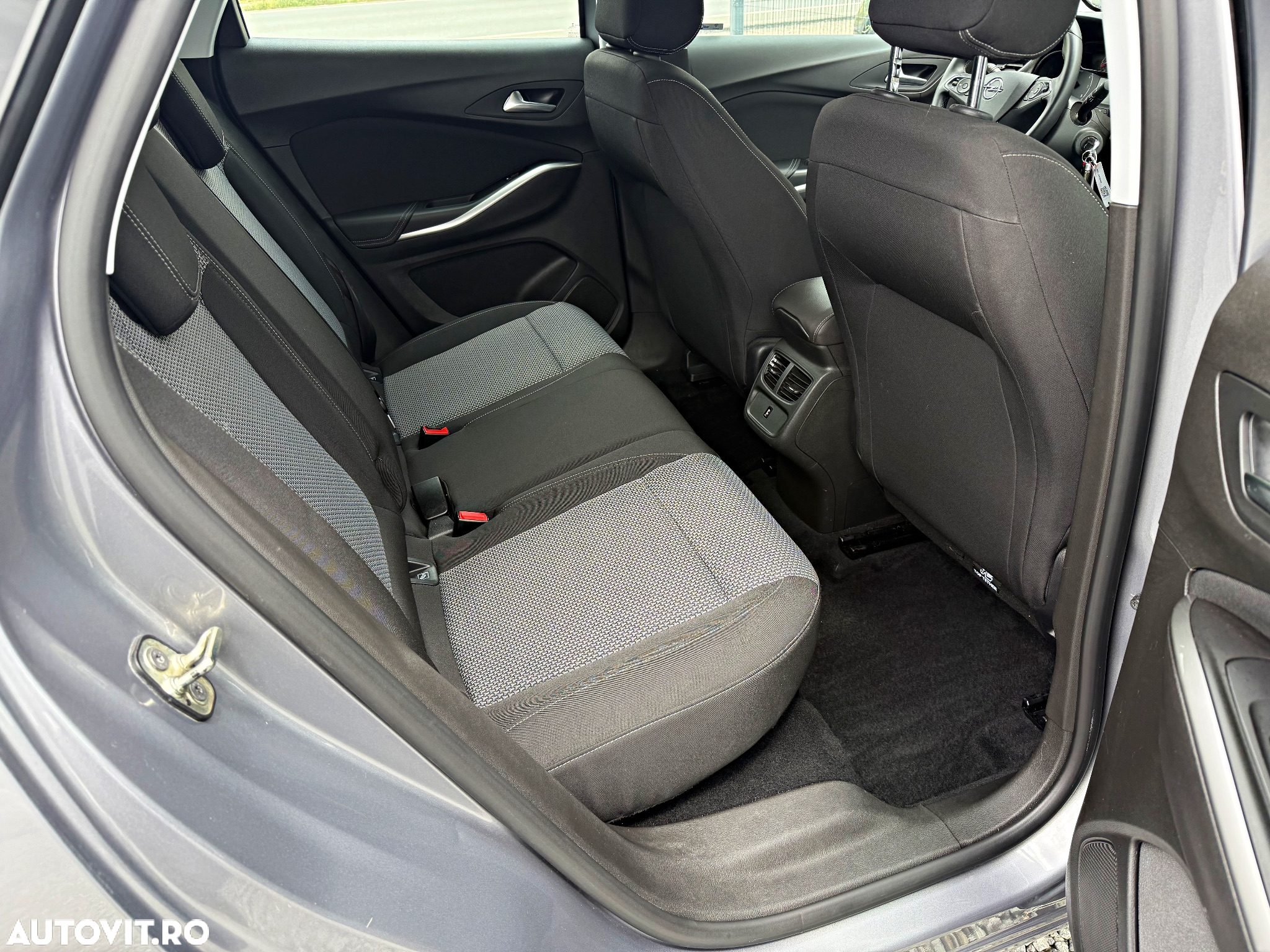 Opel Grandland X 1.2 Start/Stop INNOVATION - 15