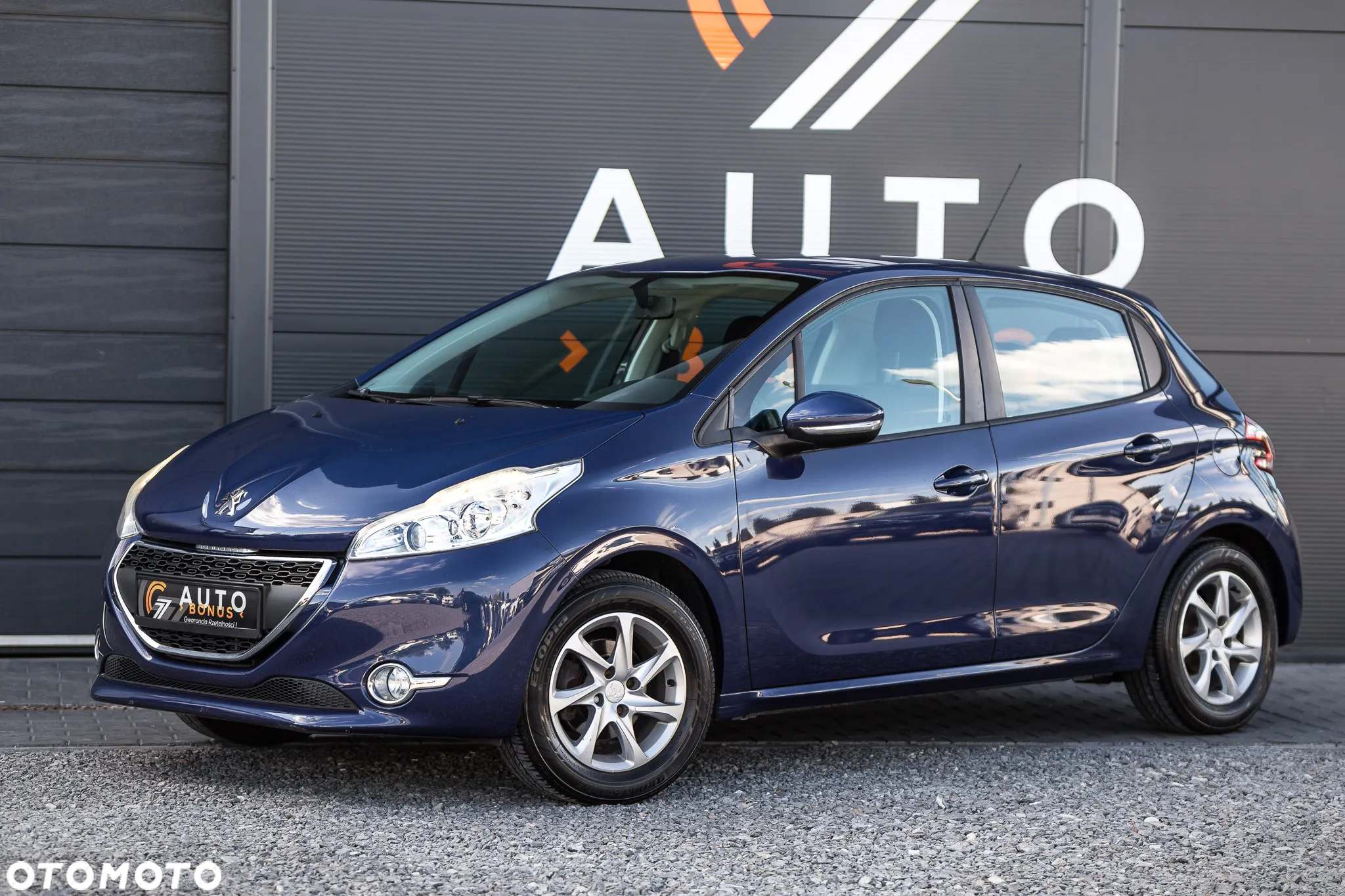 Peugeot 208 - 7